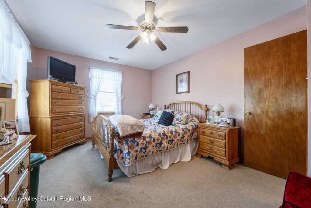 11 Lay Street, Kingston, NY 12401 - Photo 27 of 36