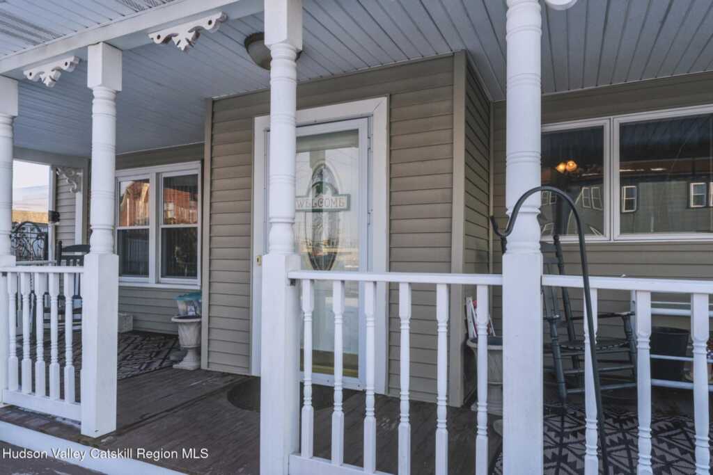 11 Lay Street, Kingston, NY 12401 - Photo 4 of 36