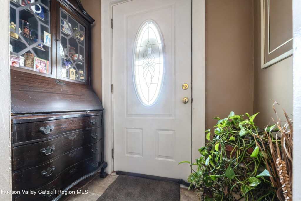 11 Lay Street, Kingston, NY 12401 - Photo 6 of 36