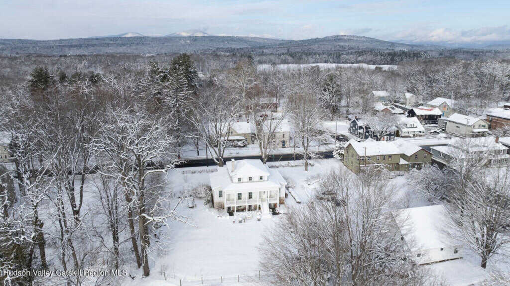 3705 Main Street, Stone Ridge, NY 12484 - Photo 6 of 48