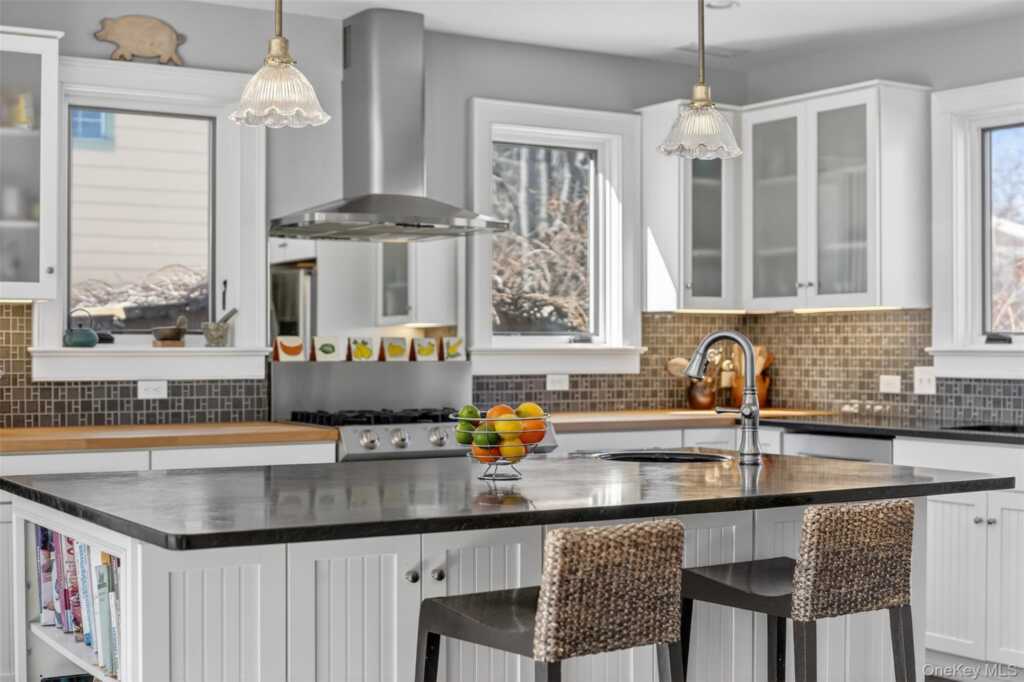 6455 Montgomery Street, Rhinebeck, NY 12572 - Photo 19 of 49