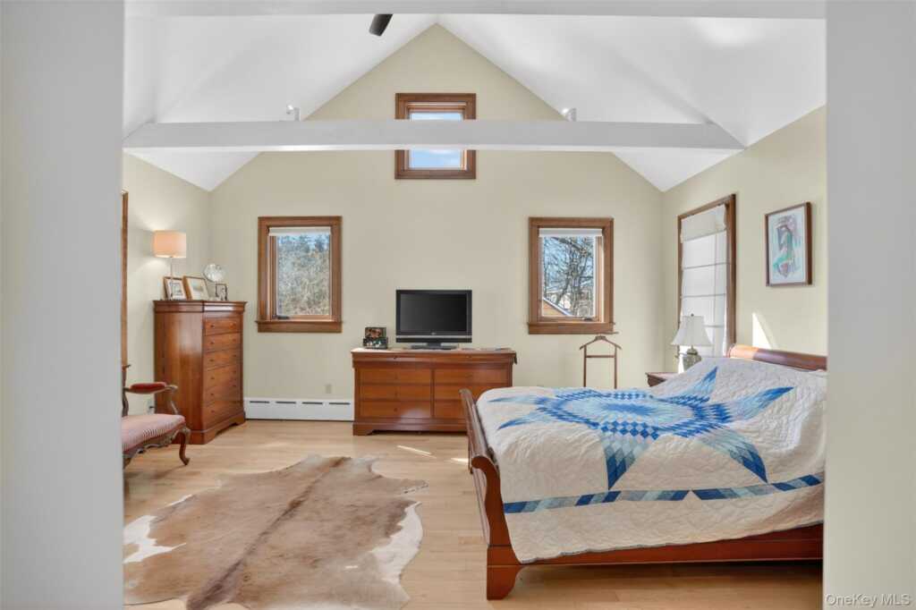 6455 Montgomery Street, Rhinebeck, NY 12572 - Photo 31 of 49