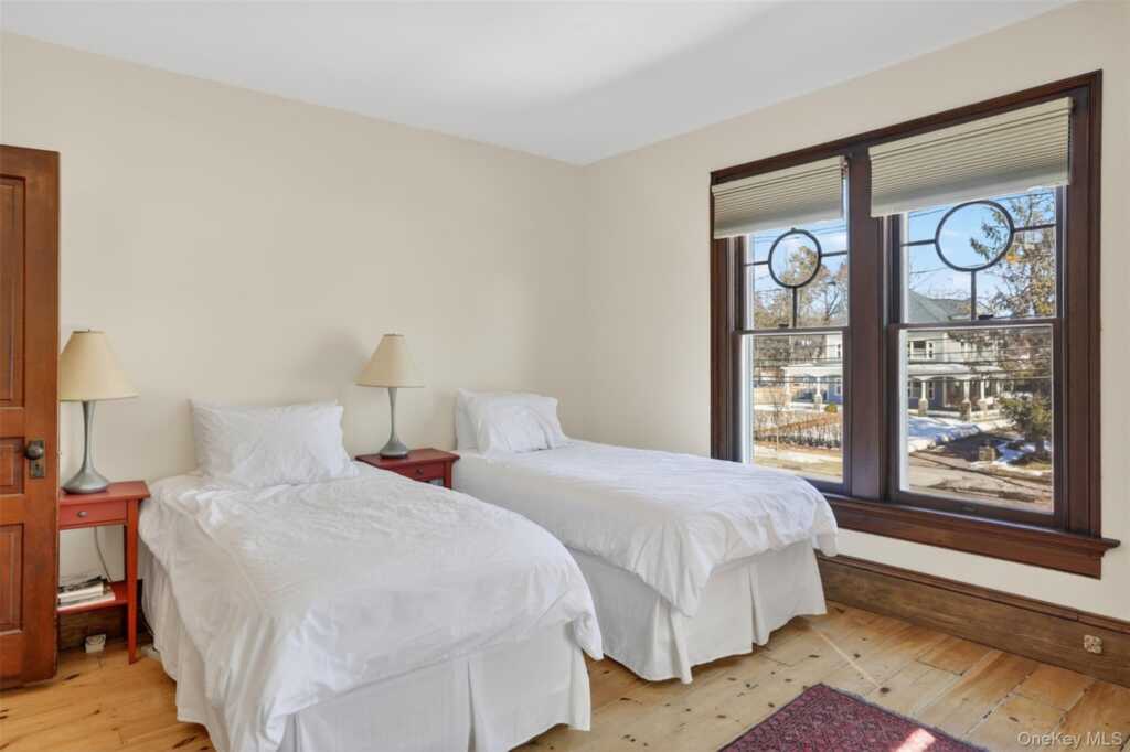 6455 Montgomery Street, Rhinebeck, NY 12572 - Photo 34 of 49