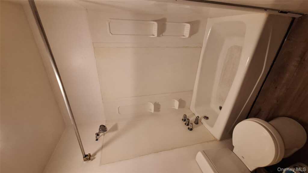 83 Franklin Street, Unit #309, Kingston, NY 12401 - Photo 10 of 11