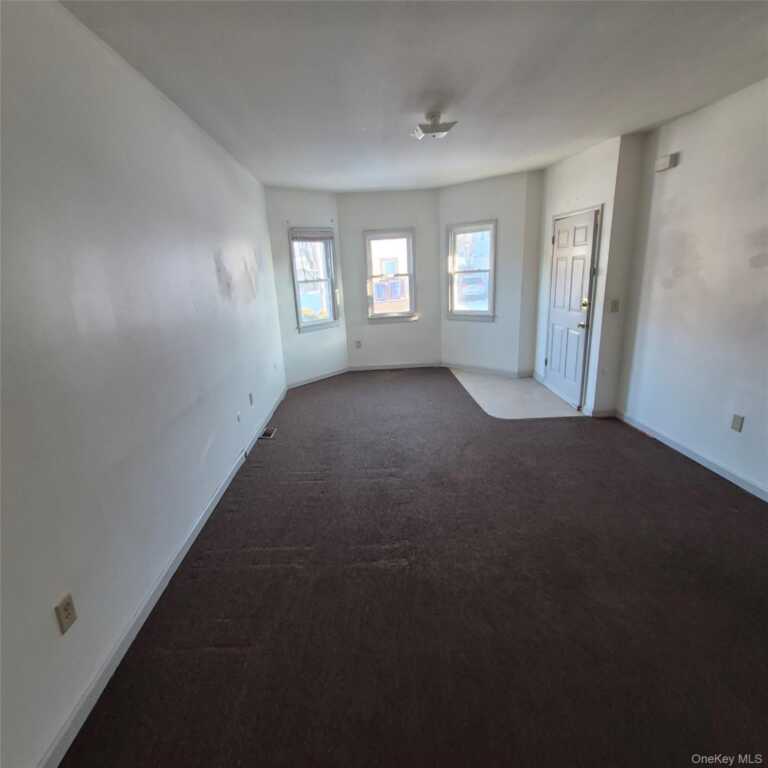 83 Franklin Street, Unit #309, Kingston, NY 12401 - Photo 2 of 11