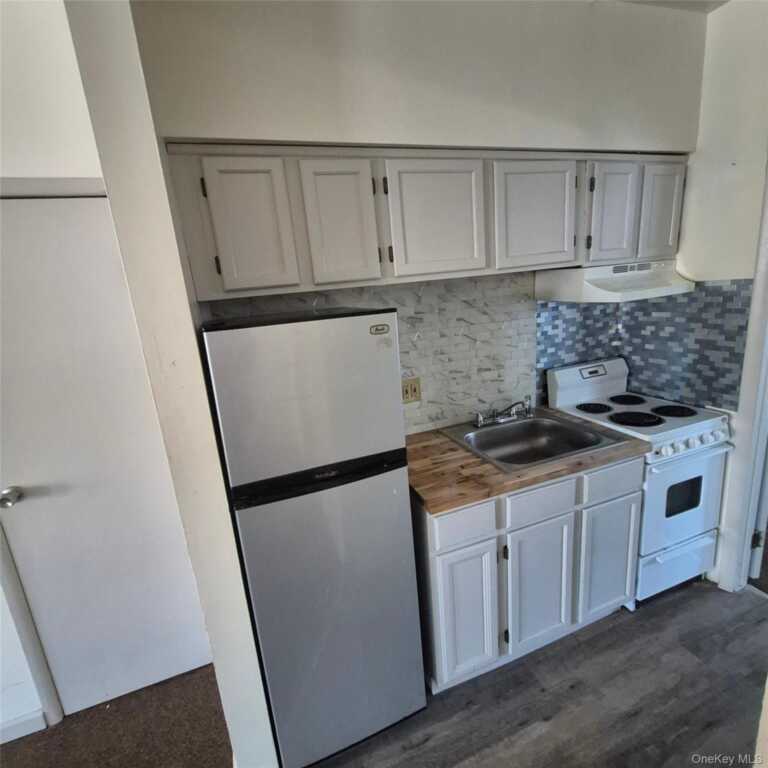 83 Franklin Street, Unit #309, Kingston, NY 12401 - Photo 6 of 11