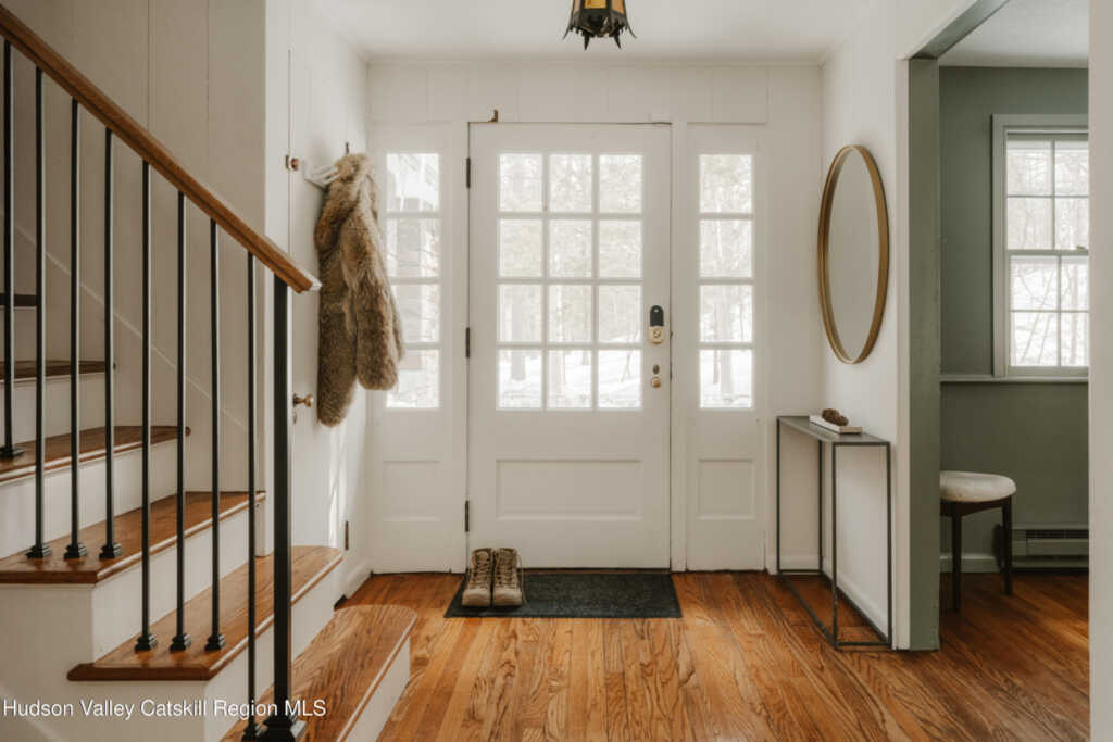 114 Dutchtown Road, Saugerties, NY 12477 - Photo 6 of 44