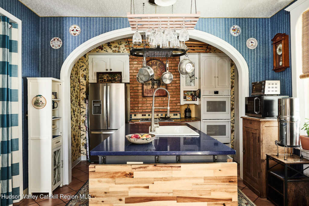 30 Church Street, Saugerties, NY 12477 - Photo 11 of 33