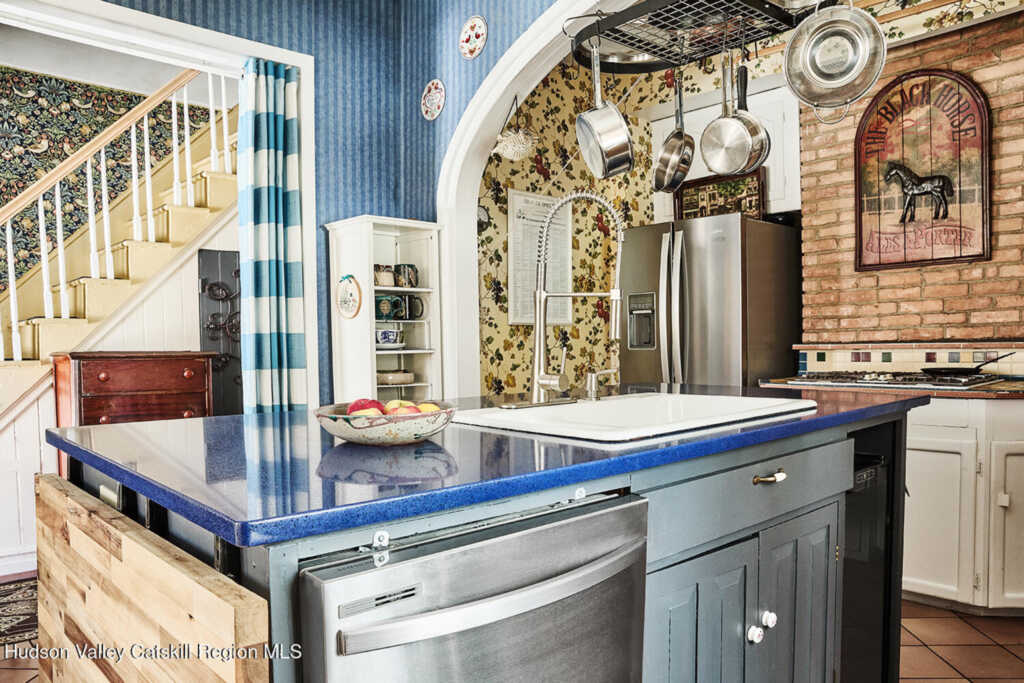 30 Church Street, Saugerties, NY 12477 - Photo 12 of 33