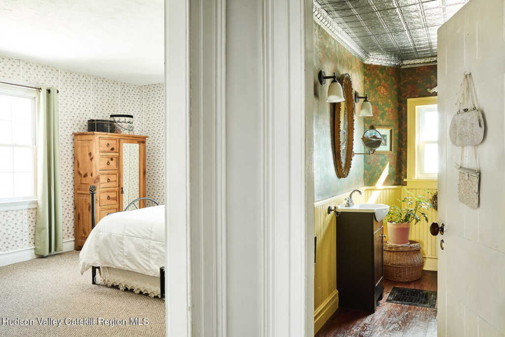 30 Church Street, Saugerties, NY 12477 - Photo 19 of 33