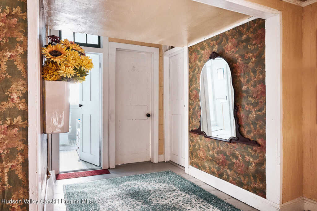 30 Church Street, Saugerties, NY 12477 - Photo 26 of 33