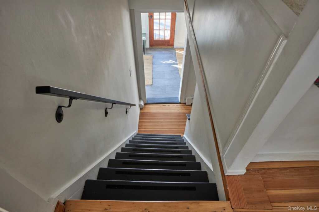 41 Grinnell Street, Rhinebeck, NY 12574 - Photo 19 of 23