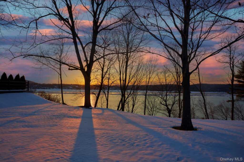 41 Grinnell Street, Rhinebeck, NY 12574 - Photo 2 of 23