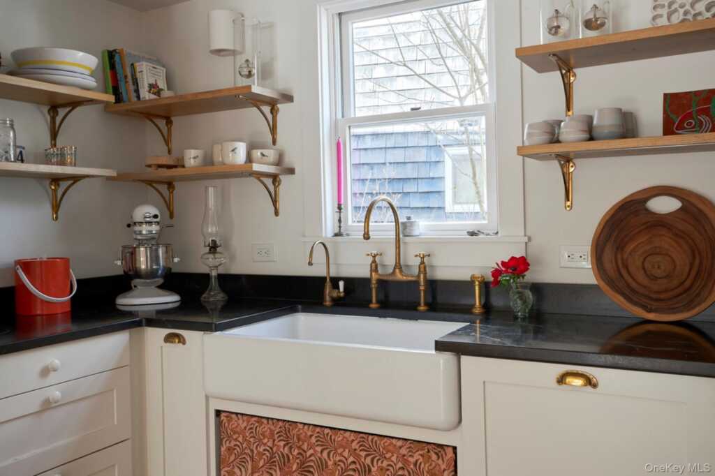 41 Grinnell Street, Rhinebeck, NY 12574 - Photo 9 of 23