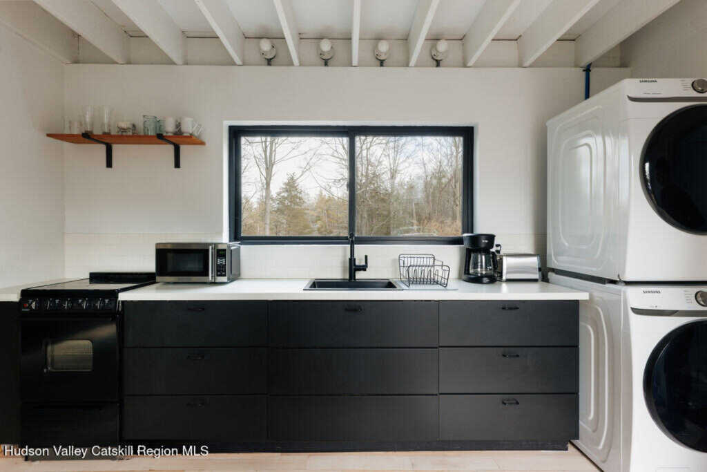 209-211 Fishcreek Road, Saugerties, NY 12477 - Photo 33 of 47