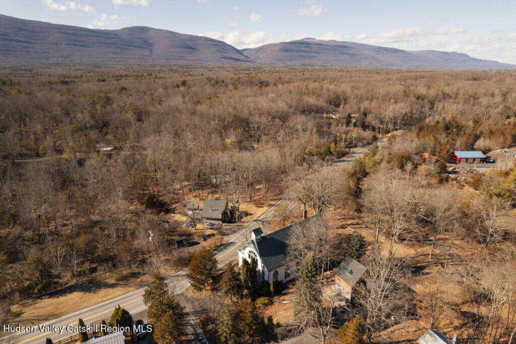 209-211 Fishcreek Road, Saugerties, NY 12477 - Photo 39 of 47