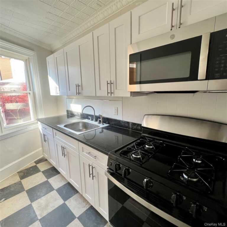 140 Albany Avenue, Unit #2, Kingston, NY 12401 - Photo 4 of 17