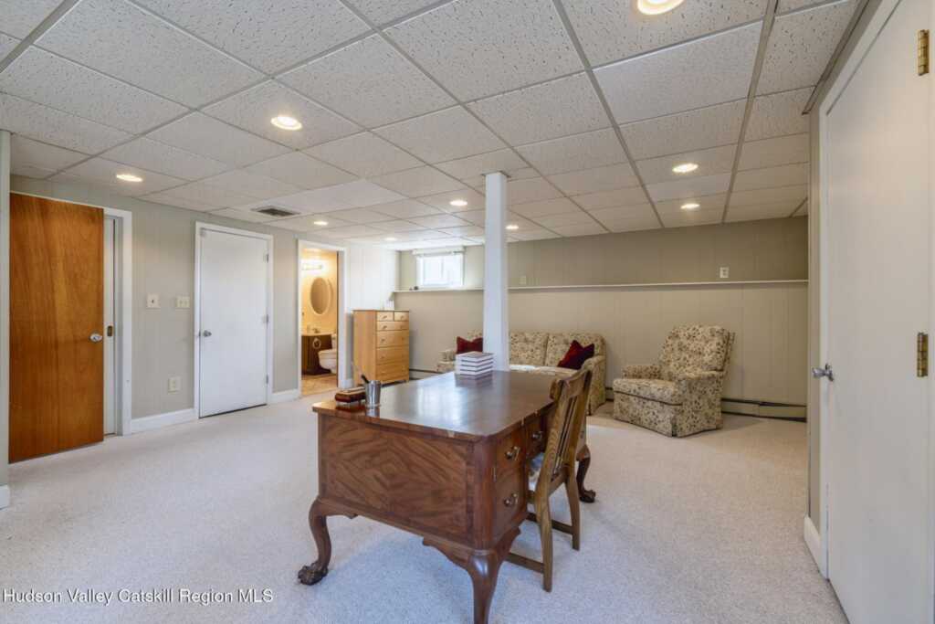 101 Florence Street, Kingston, NY 12401 - Photo 32 of 44