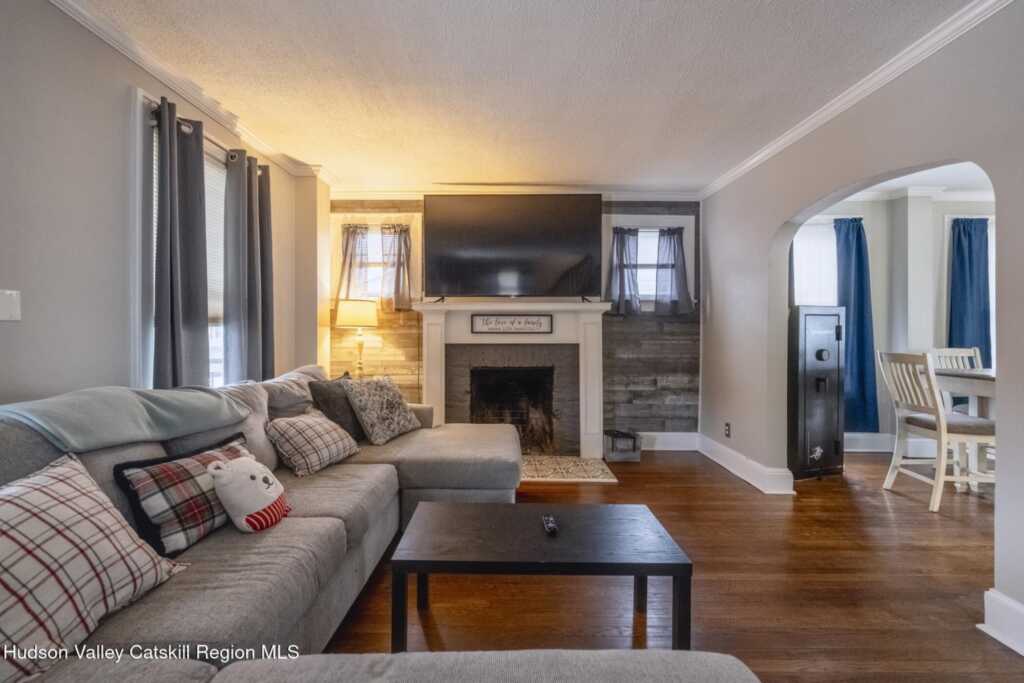 106 O'Reilly Street, Kingston, NY 12401 - Photo 5 of 33