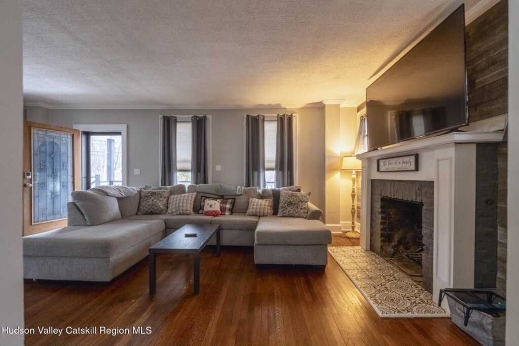 106 O'Reilly Street, Kingston, NY 12401 - Photo 6 of 33