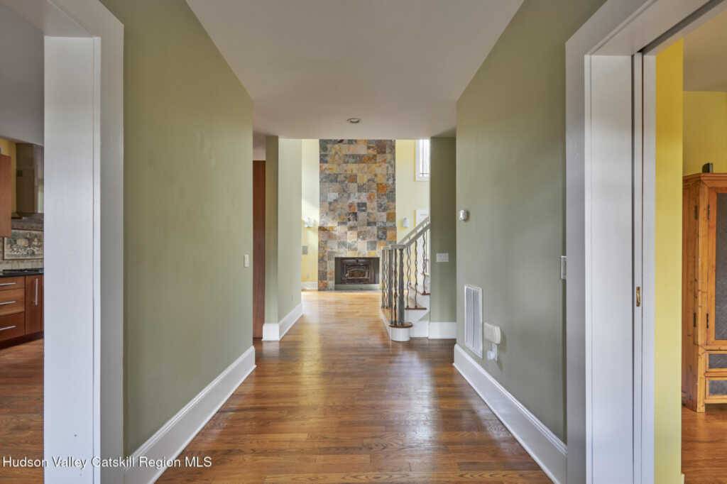 203 Silver Lake Road, Rhinebeck, NY 12572 - Photo 10 of 46