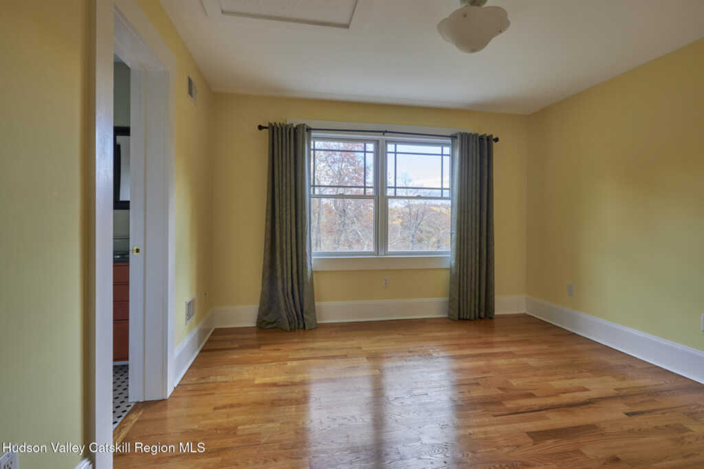 203 Silver Lake Road, Rhinebeck, NY 12572 - Photo 27 of 46