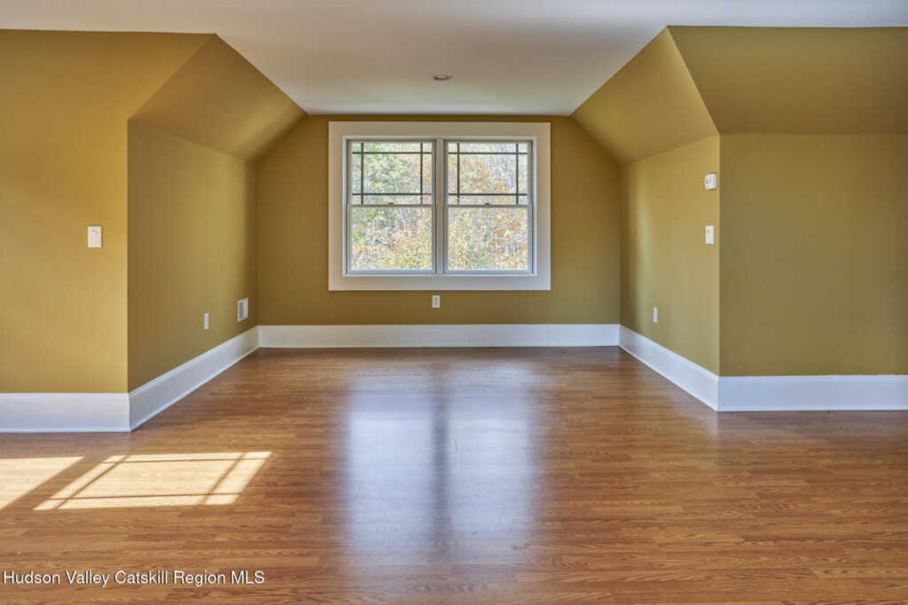 203 Silver Lake Road, Rhinebeck, NY 12572 - Photo 31 of 46