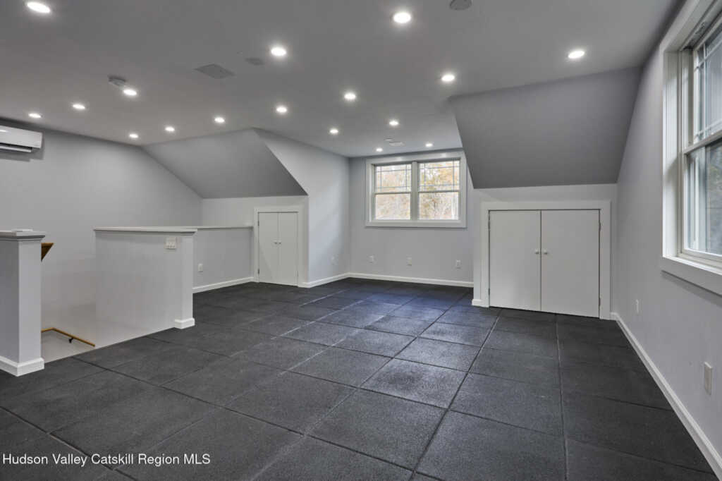 203 Silver Lake Road, Rhinebeck, NY 12572 - Photo 43 of 46