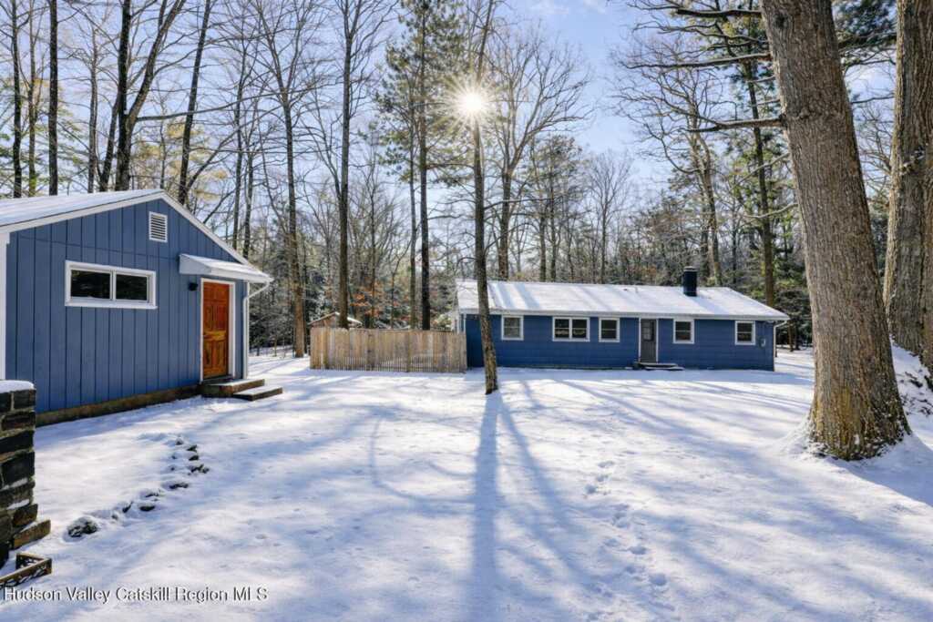 15 Van De Bogart Road, Woodstock, NY 12498 - Photo 3 of 24