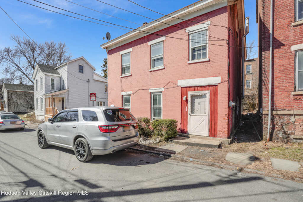 77 Union Street, Kingston, NY 12401