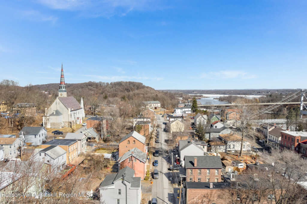 77 Union Street, Kingston, NY 12401 - Photo 2 of 16