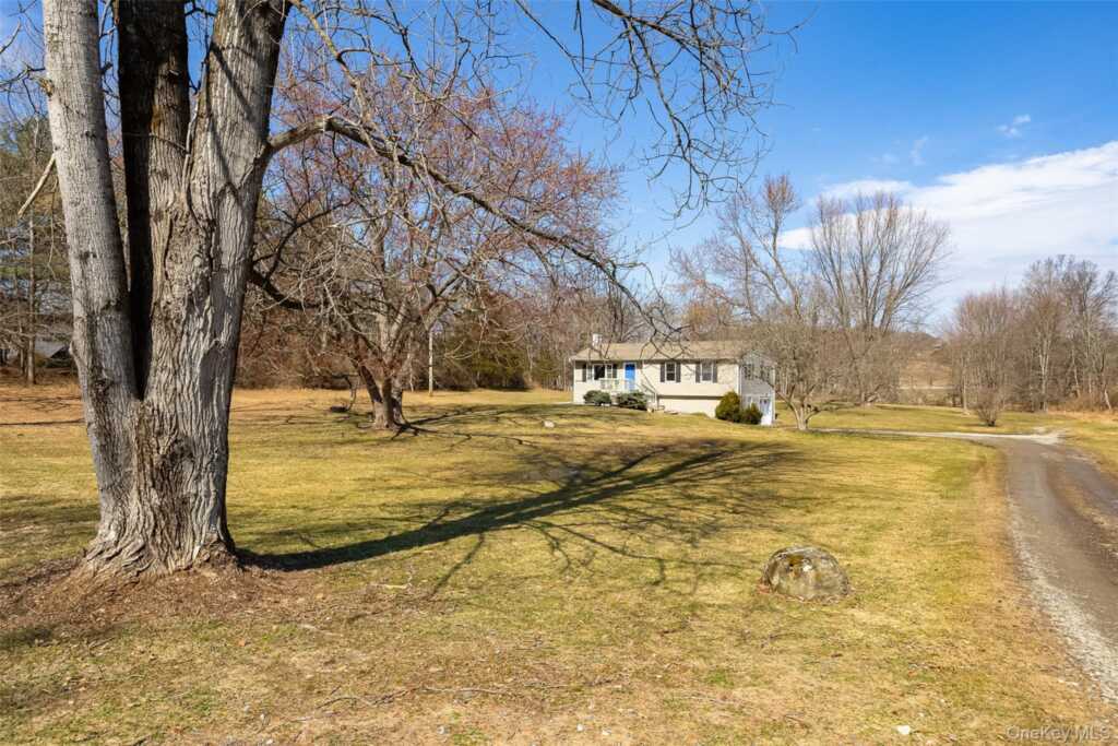 9 Ferrara Drive, Rhinebeck, NY 12572 - Photo 23 of 28