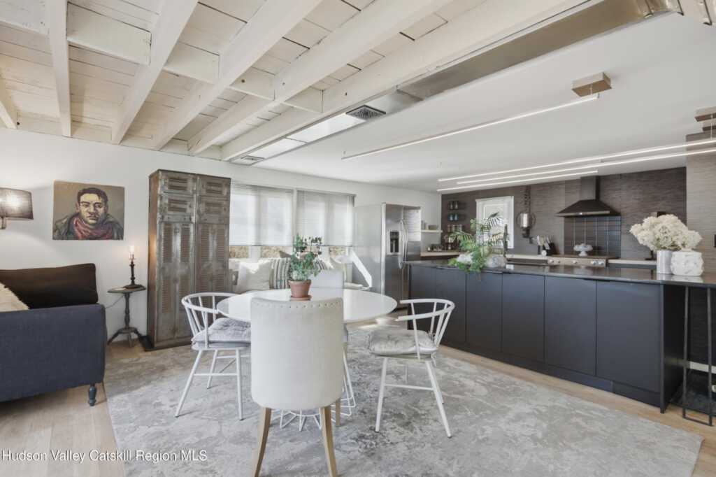 128 Parsell Street, Kingston, NY 12401 - Photo 10 of 43