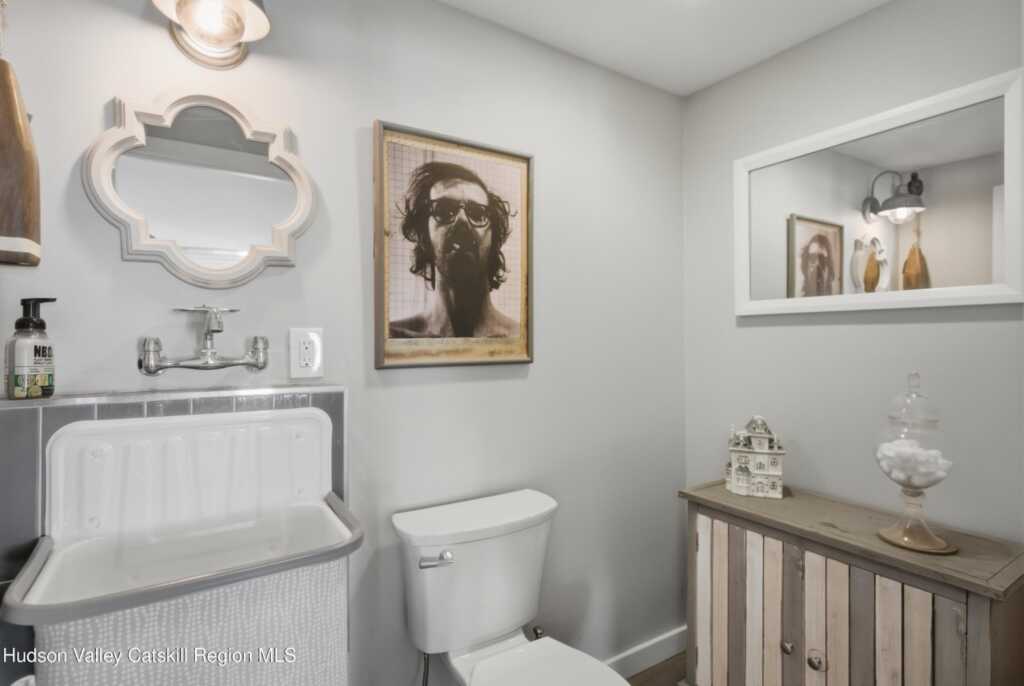 128 Parsell Street, Kingston, NY 12401 - Photo 17 of 43