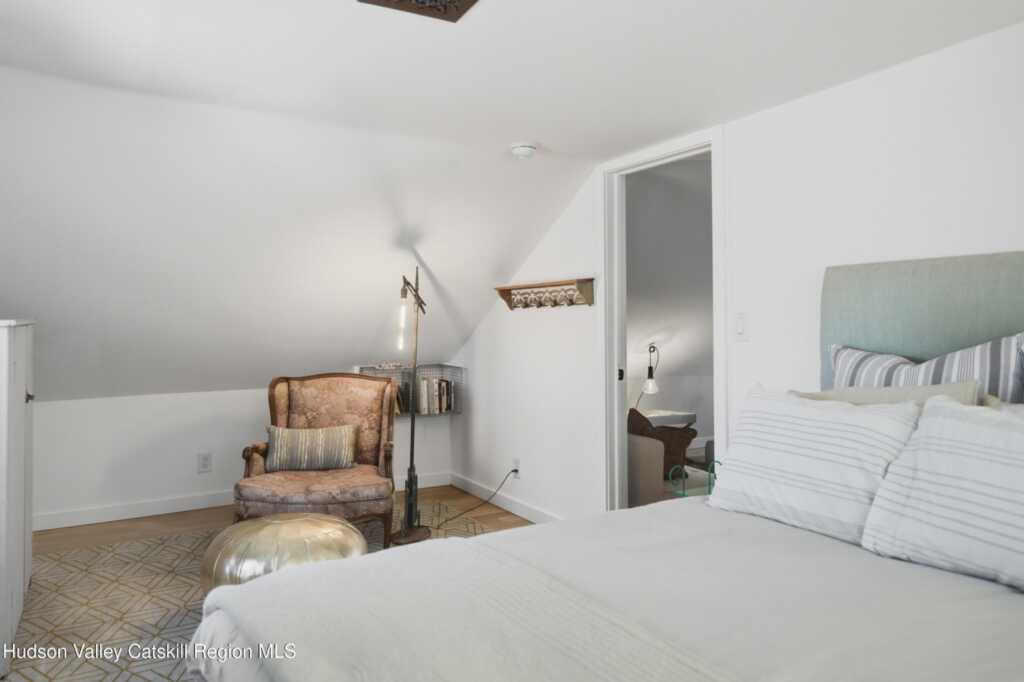 128 Parsell Street, Kingston, NY 12401 - Photo 31 of 43