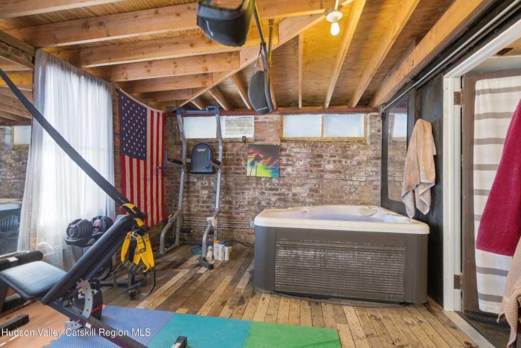 128 Parsell Street, Kingston, NY 12401 - Photo 35 of 43