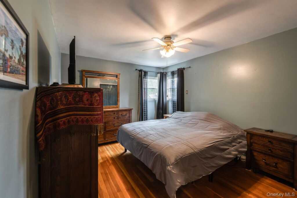 4 Edgewood Drive, Saugerties, NY 12477 - Photo 13 of 39