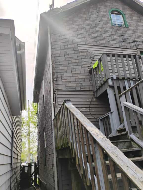 57 Elmendorf Street, Kingston, NY 12401 - Photo 3 of 6