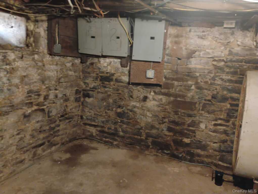 57 Elmendorf Street, Kingston, NY 12401 - Photo 6 of 6