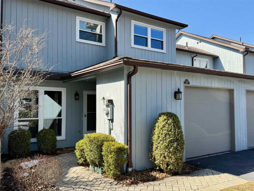 14 Pond Drive, Rhinebeck, NY 12572