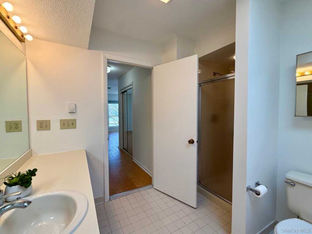 14 Pond Drive, Rhinebeck, NY 12572 - Photo 12 of 24