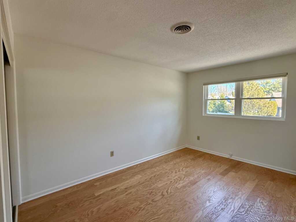 14 Pond Drive, Rhinebeck, NY 12572 - Photo 14 of 24