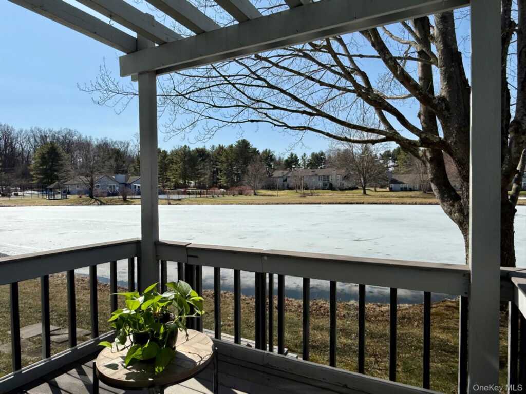 14 Pond Drive, Rhinebeck, NY 12572 - Photo 7 of 24