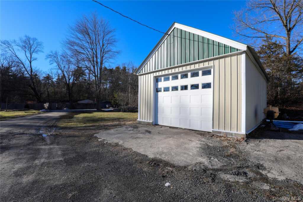 75 Walton Lane, Hurley, NY 12443 - Photo 3 of 15