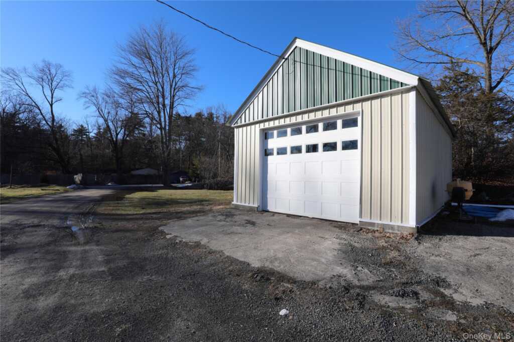 75 Walton Lane, Hurley, NY 12443 - Photo 4 of 15