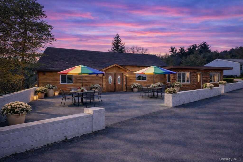 9 Solway Road, Saugerties, NY 12477