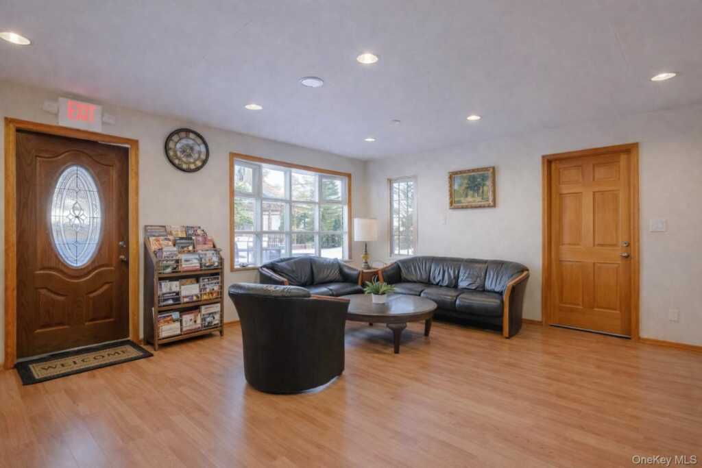 9 Solway Road, Saugerties, NY 12477 - Photo 13 of 47