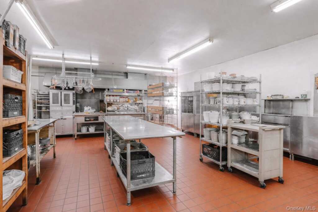 9 Solway Road, Saugerties, NY 12477 - Photo 17 of 47