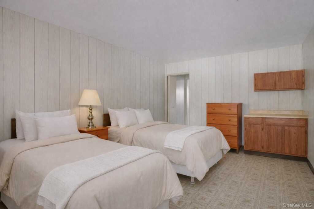 9 Solway Road, Saugerties, NY 12477 - Photo 22 of 47