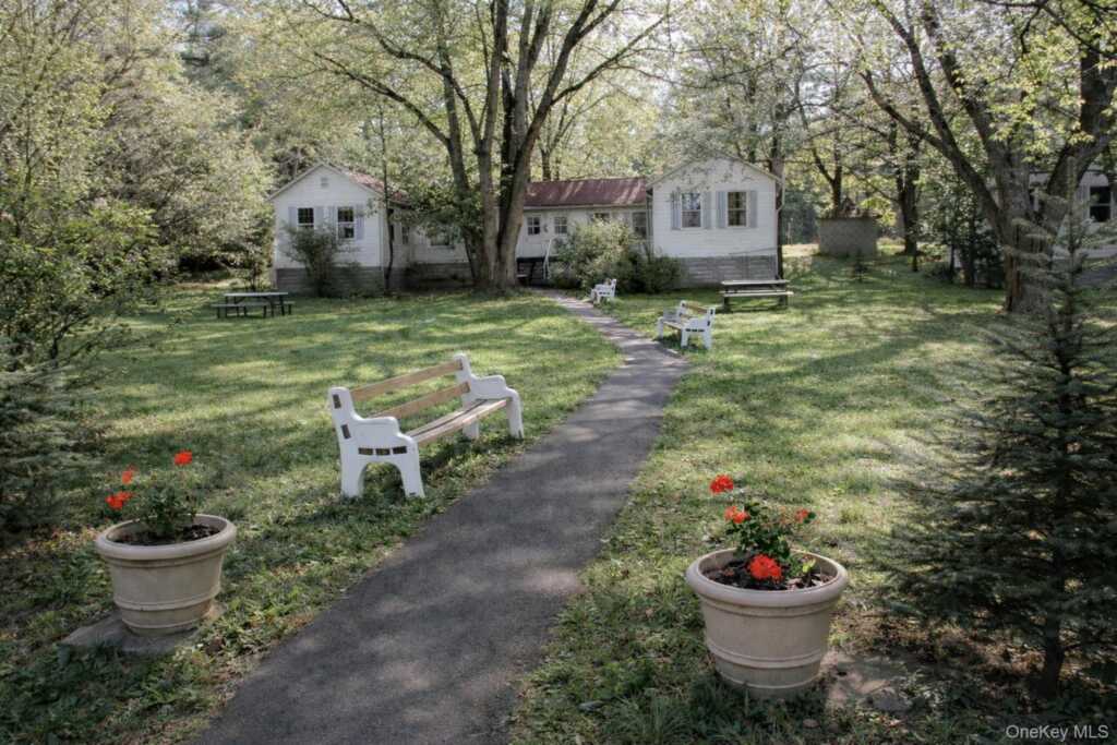 9 Solway Road, Saugerties, NY 12477 - Photo 36 of 47